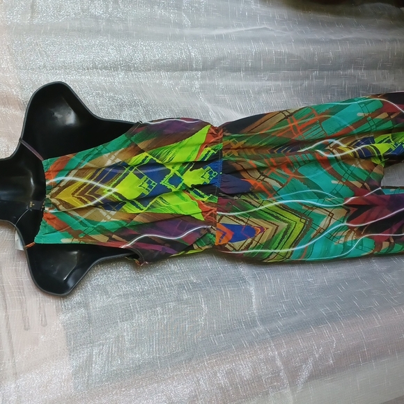 Jennie & Markis flowy Ladies dress, assymetrical hem, Sz S - Picture 3 of 7